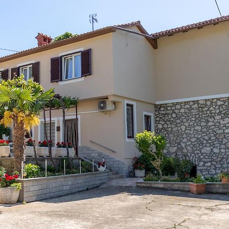 Apartman Danijela Zagorje Luaran gambar