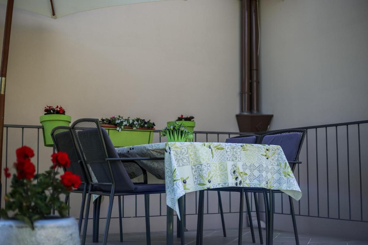 Apartman Danijela Zagorje Luaran gambar